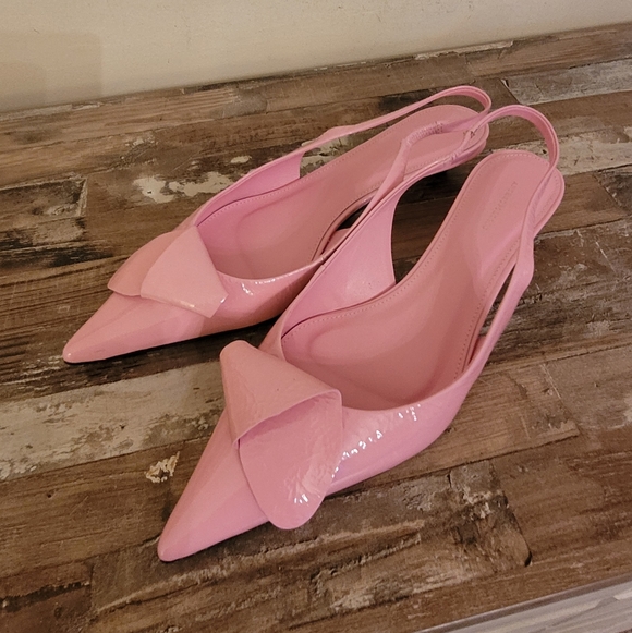 Sold - Picture 5 of 12